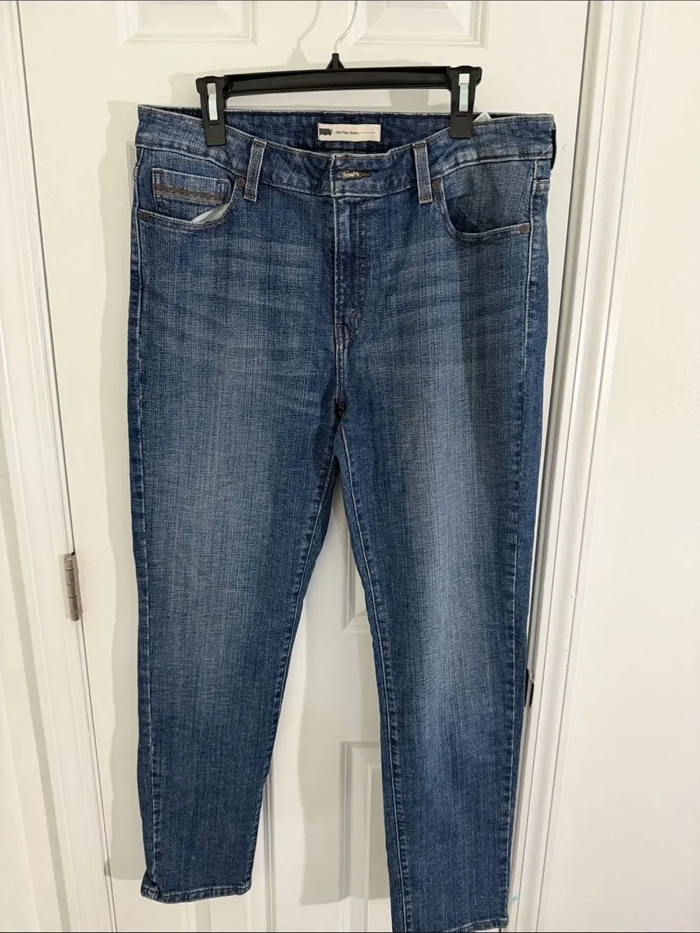 Levi's Men’s Skinny Jeans in Medium Blue Wash Size W33/L32